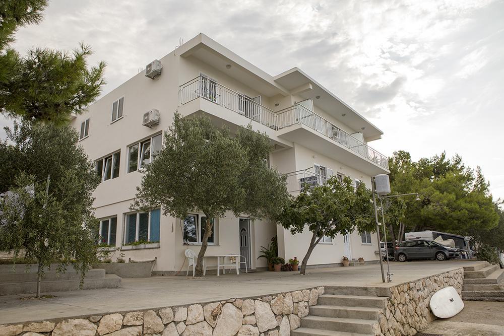 Apartments And Rooms Kod Mate Tribanj-Kruscica Ngoại thất bức ảnh